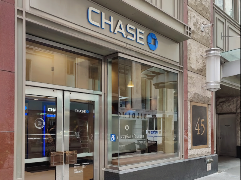 Chase's last branch on Wall Street closed last week